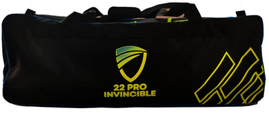 22 Pro Invincible Holdall Wheelie Cricket Bag Size 88cm x 34cm x 33cm